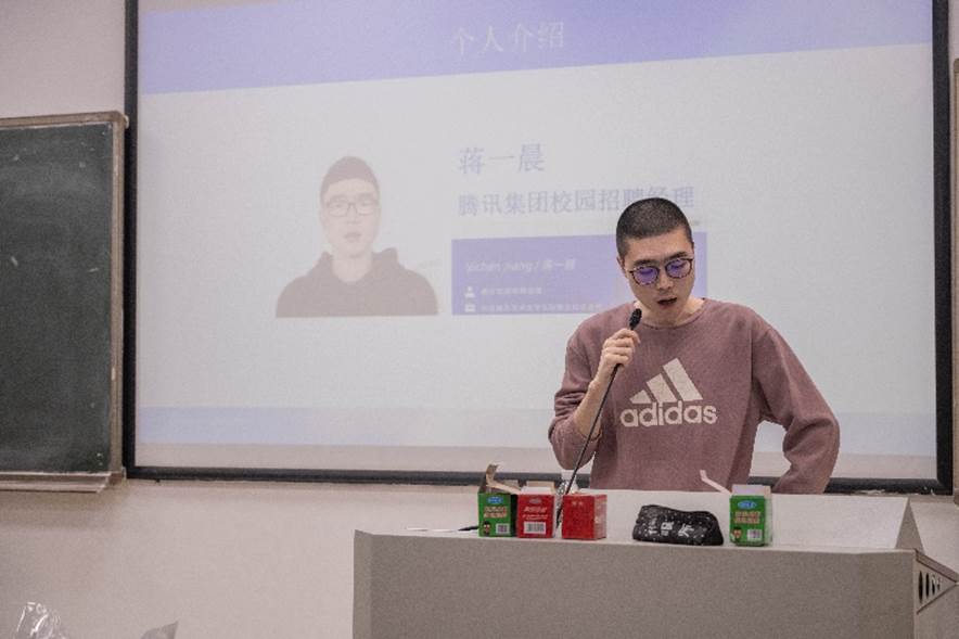 图片包含 图形用户界面 描述已自动生成 图片包含 图形用户界面 描述已自动生成